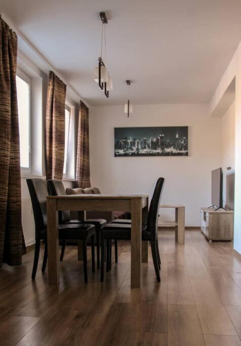 Roosevelt Apartment Banska Bystrica